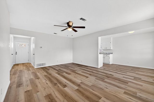 701 Hillside Drive, Sherman, TX 75090