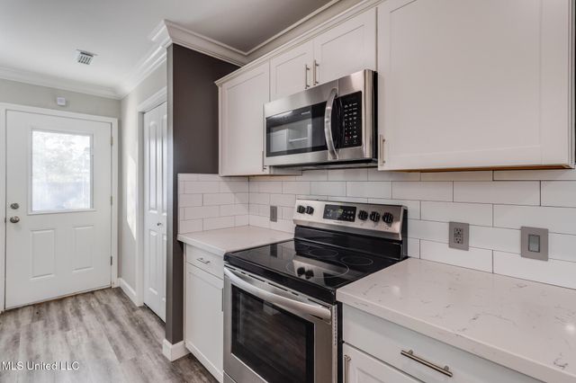 805 Herlihy Street, Waveland, MS 39576