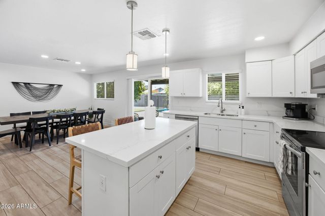 1714 S ALMOND --, Mesa, AZ 85204