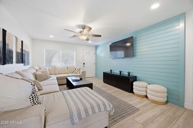 1714 S ALMOND --, Mesa, AZ 85204