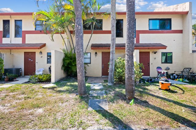 3281 E Golf Boulevard 12, Pompano Beach, FL 33064