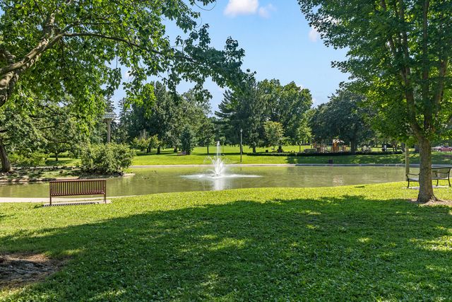 108 W Central Park Avenue, Davenport, IA 52803