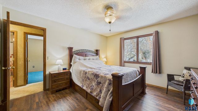 600 N Yellowstone Dr Drive, Brandon, SD 57005