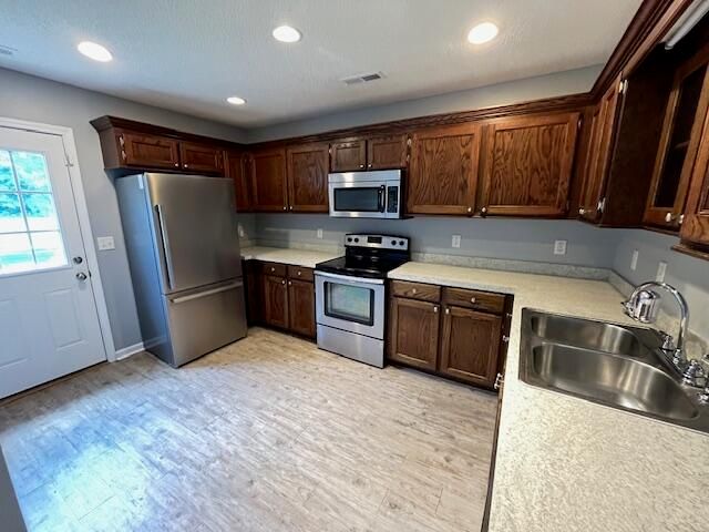 3885 Delaware Drive, Dalzell, SC 29040