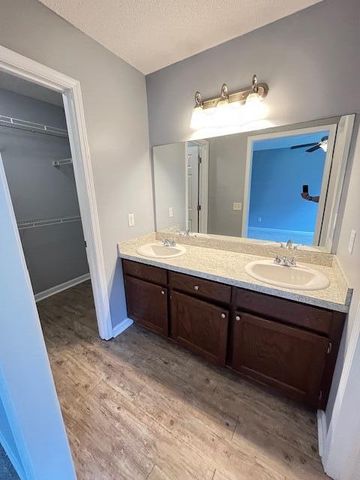 3885 Delaware Drive, Dalzell, SC 29040