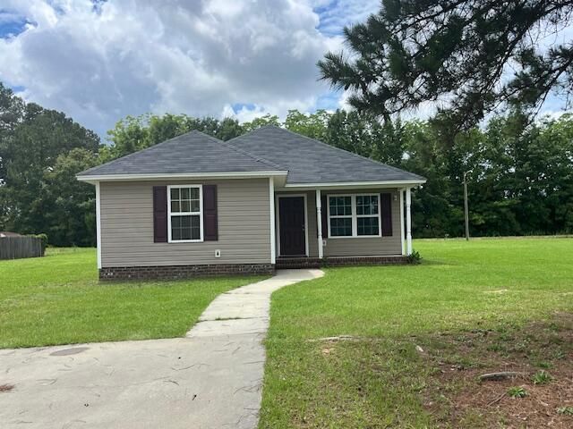 3885 Delaware Drive, Dalzell, SC 29040