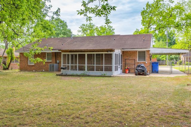 1033 Gipson Street, Prattville, AL 36066