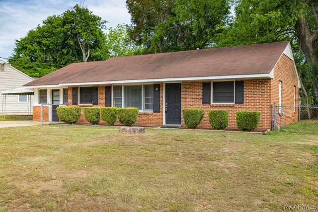 1033 Gipson Street, Prattville, AL 36066