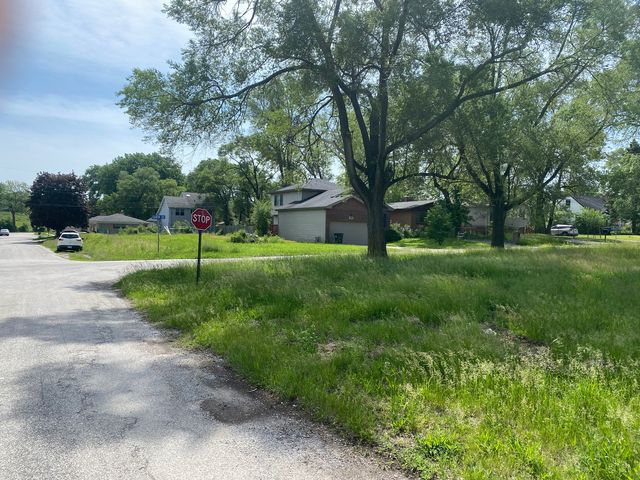 13401 S Kolin Avenue, Robbins, IL 60472