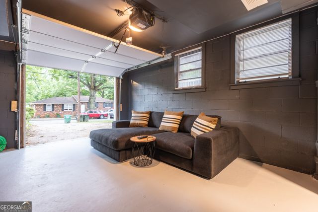 422 Dorsey Road, Atlanta, GA 30354