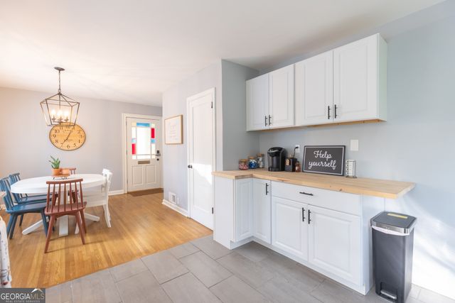 422 Dorsey Road, Atlanta, GA 30354