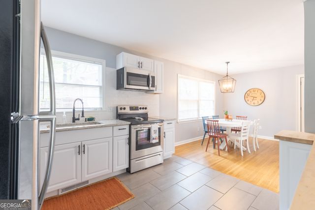 422 Dorsey Road, Atlanta, GA 30354