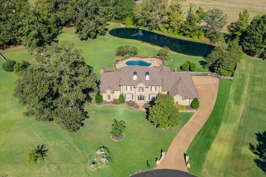 40 KINGSTON CV, Eads, TN 38028