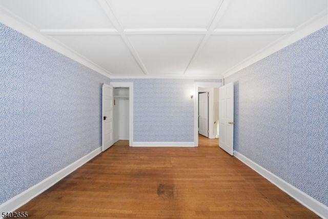 249 Parish Dr, Wayne Twp., NJ 07470