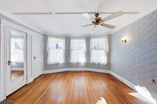 249 Parish Dr, Wayne Twp., NJ 07470