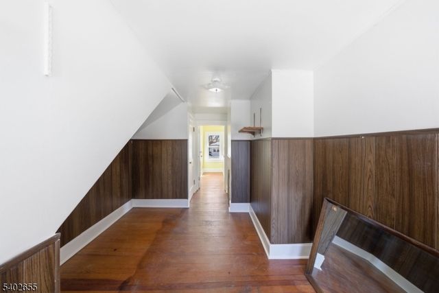 249 Parish Dr, Wayne Twp., NJ 07470