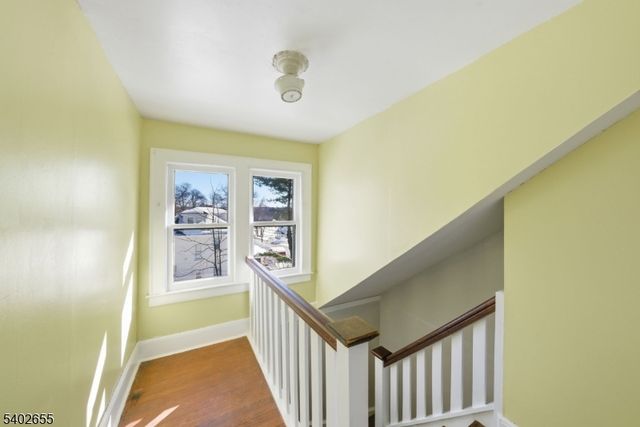 249 Parish Dr, Wayne Twp., NJ 07470