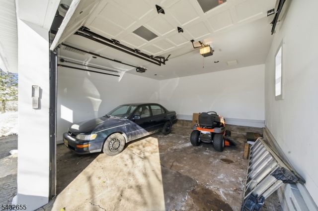 249 Parish Dr, Wayne Twp., NJ 07470