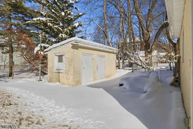 249 Parish Dr, Wayne Twp., NJ 07470