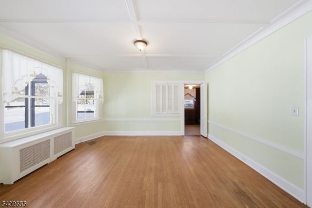 249 Parish Dr, Wayne Twp., NJ 07470