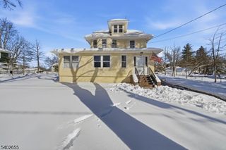 249 Parish Dr, Wayne Twp., NJ 07470