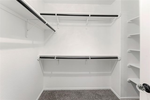 100 Serpentine LN, Jarrell, TX 76537