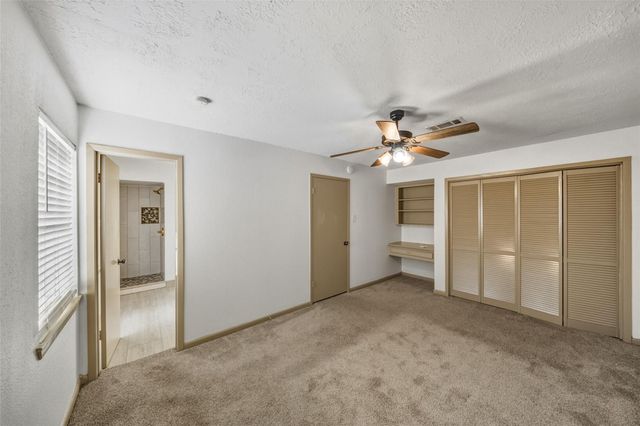 205 Granberry Street, Humble, TX 77338