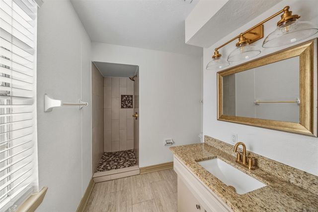 205 Granberry Street, Humble, TX 77338