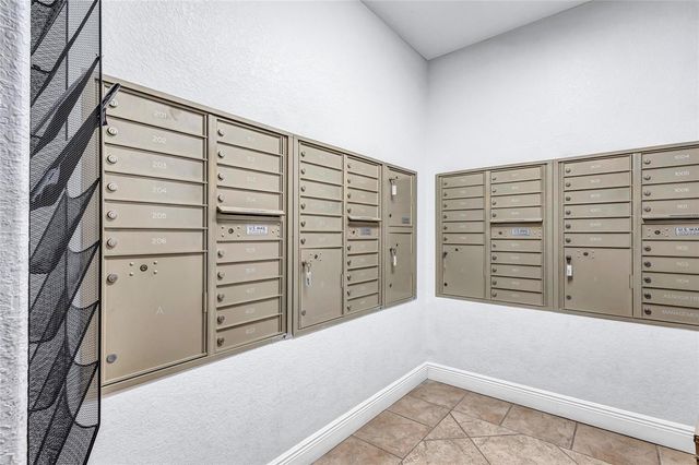 501 HABEN BOULEVARD 202, Palmetto, FL 34221