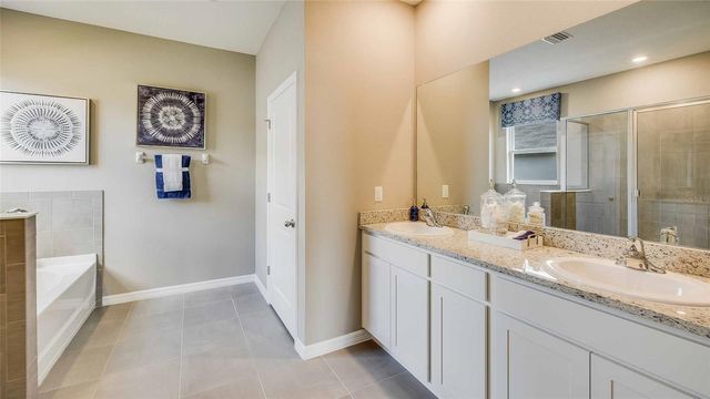 5428 SILVER MOONLIGHT DRIVE, Palmetto, FL 34221