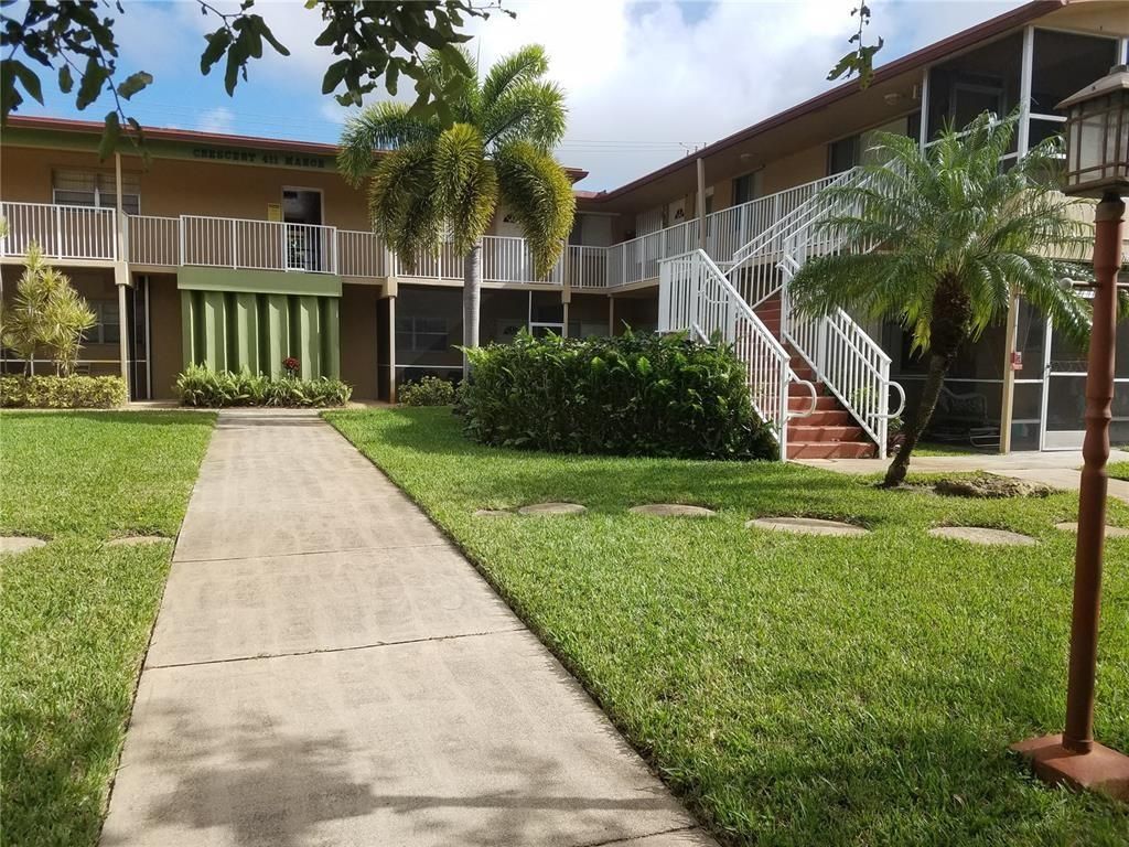 411 S Crescent Dr 104, Hollywood, FL 33021