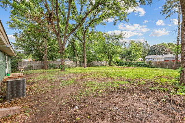 3706 White Bear Avenue N, White Bear Lake, MN 55110