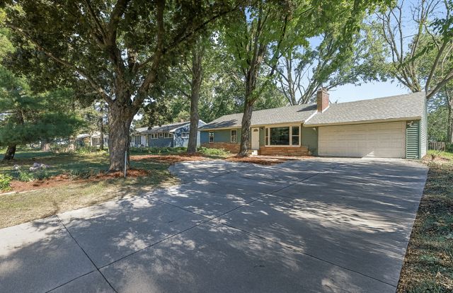 3706 White Bear Avenue N, White Bear Lake, MN 55110