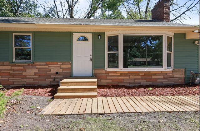 3706 White Bear Avenue N, White Bear Lake, MN 55110