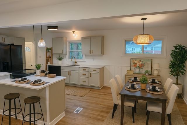 3706 White Bear Avenue N, White Bear Lake, MN 55110