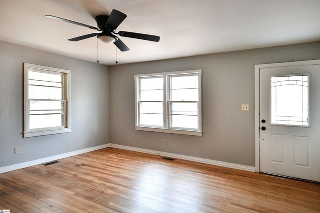 24 White Horse Road Extension, Greenville, SC 29695