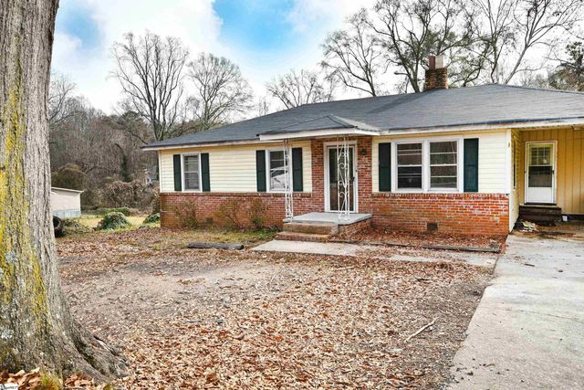 24 White Horse Road Extension, Greenville, SC 29695