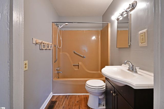 24 White Horse Road Extension, Greenville, SC 29695