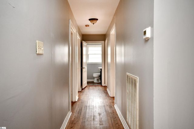 24 White Horse Road Extension, Greenville, SC 29695