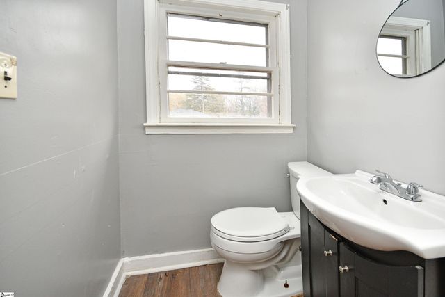 24 White Horse Road Extension, Greenville, SC 29695