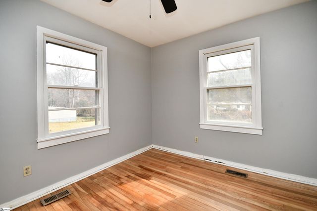 24 White Horse Road Extension, Greenville, SC 29695