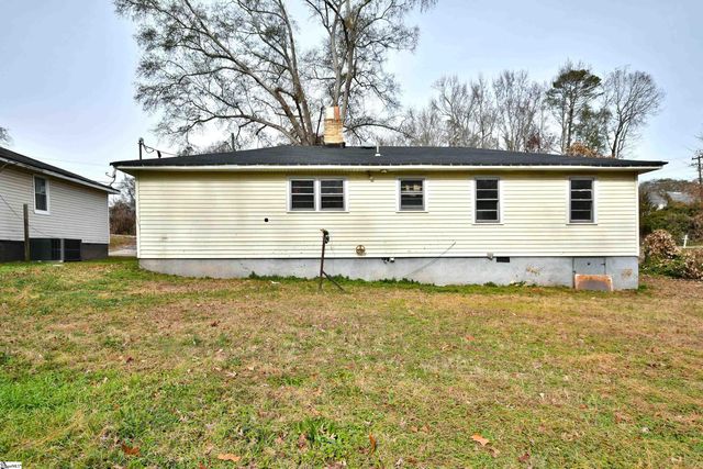 24 White Horse Road Extension, Greenville, SC 29695