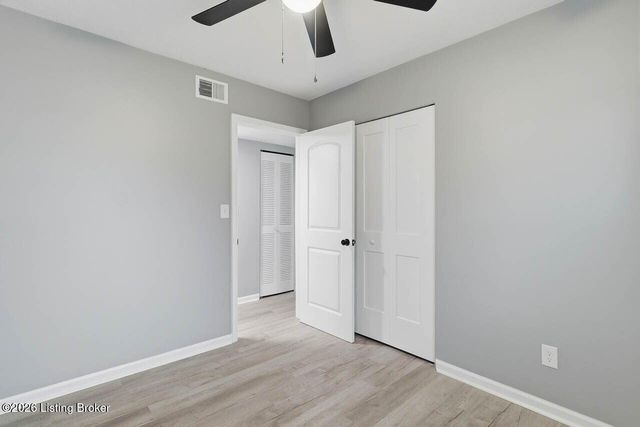 1707 Flagstaff Ct, Louisville, KY 40223