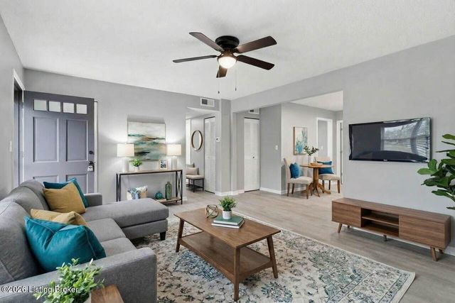 1707 Flagstaff Ct, Louisville, KY 40223