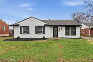1707 Flagstaff Ct, Louisville, KY 40223