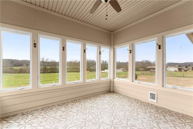 725 County Farm Road, Jefferson, GA 30549