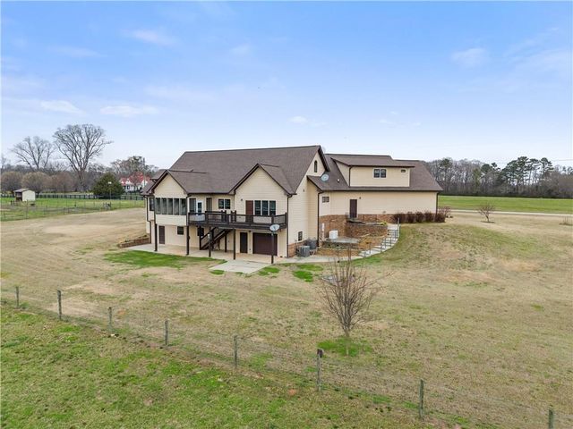 725 County Farm Road, Jefferson, GA 30549