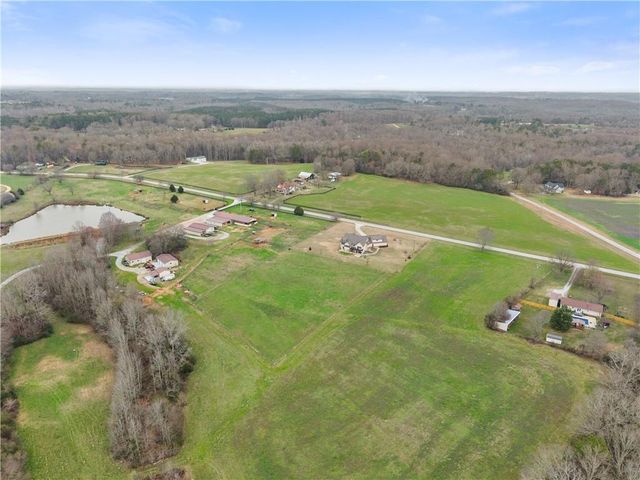 725 County Farm Road, Jefferson, GA 30549