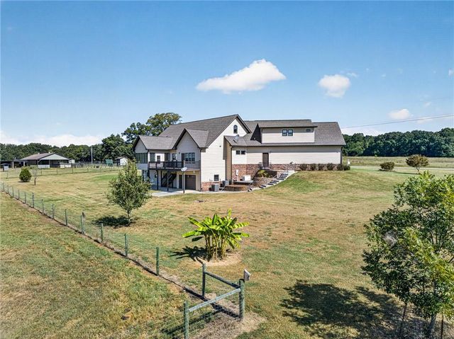 725 County Farm Road, Jefferson, GA 30549