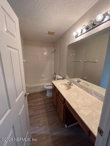 2095 WILLESDON Drive E, Jacksonville, FL 32246